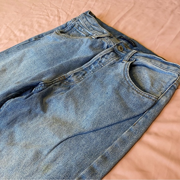 Brandy Melville Boyfriend Mom Jeans - Picture 8 of 9